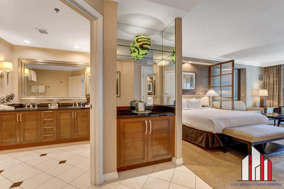 Mgm Signature-23-719 Strip View Jacuzzi Studio Λας Βέγκας Εξωτερικό φωτογραφία