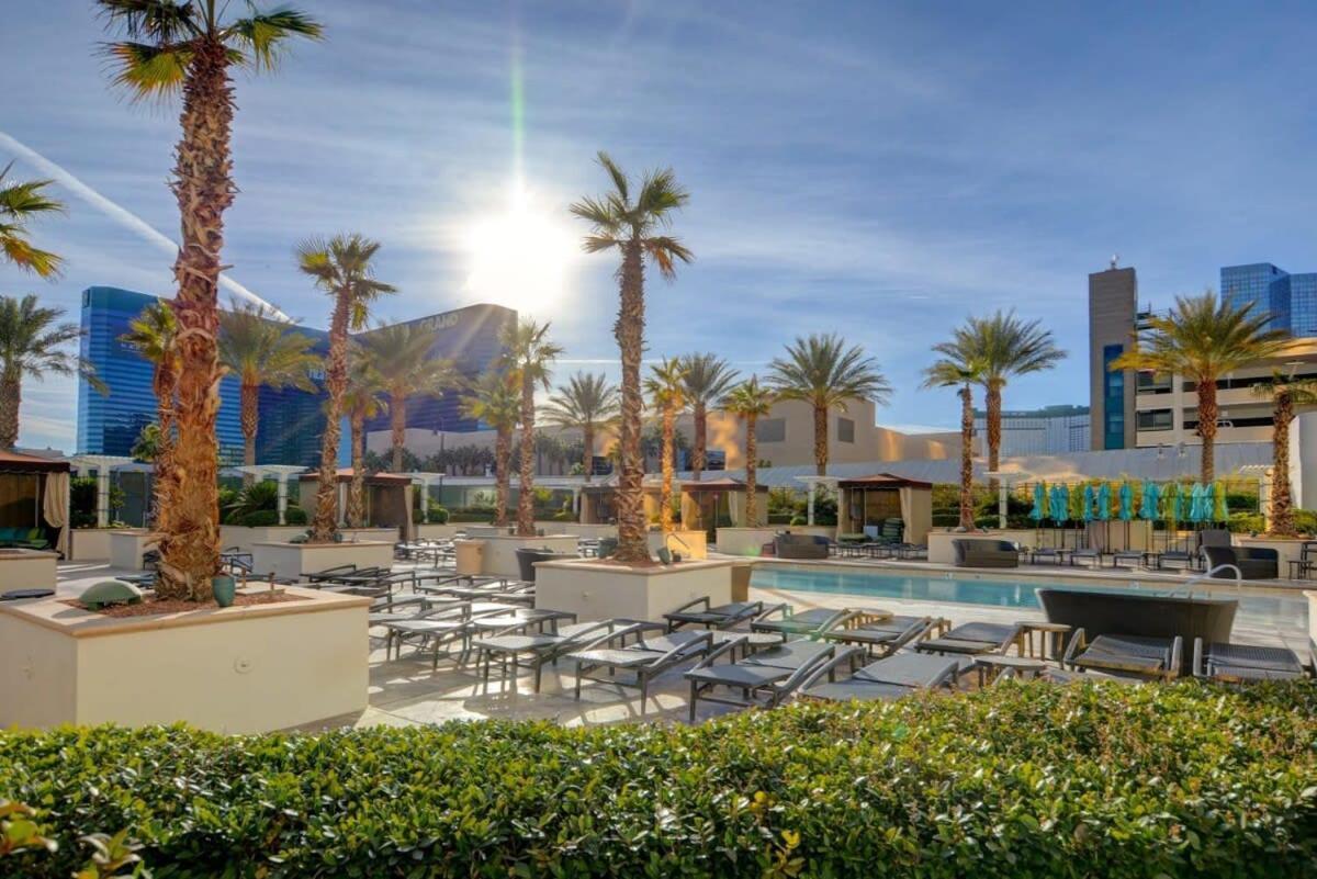 Mgm Signature-23-719 Strip View Jacuzzi Studio Λας Βέγκας Εξωτερικό φωτογραφία